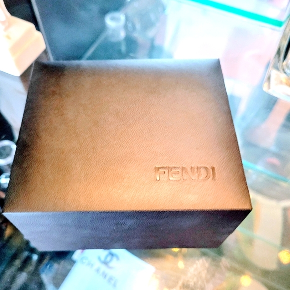 FENDI Authentic Fendi Hard Case Clamshell - Picture 2 of 3